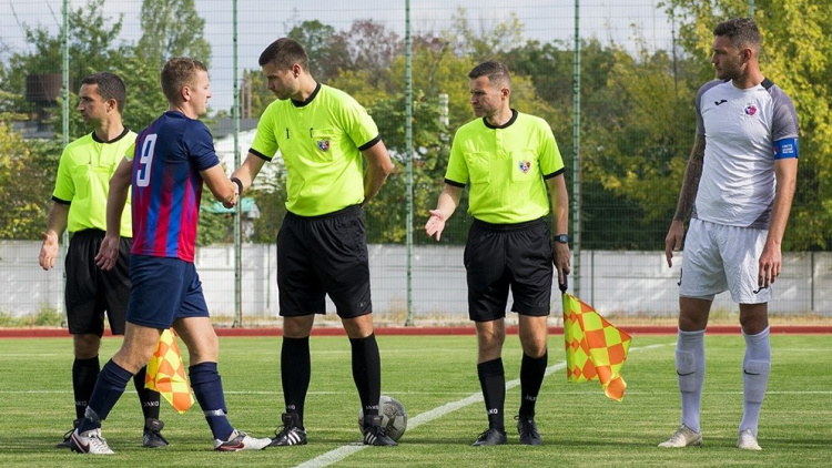 Liga 1. Totalurile primei părți a campionatului. Cavalerii fluierului 