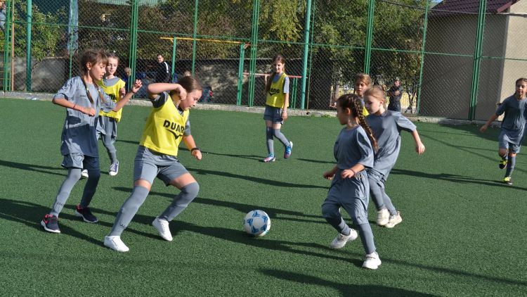 Noi activități în cadrul proiectului We Play Strong