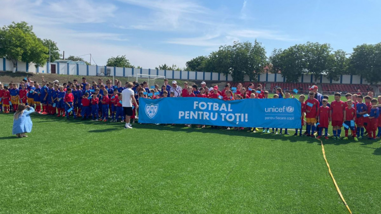 UEFA a acordat un Premiu special Federației Moldovenești de Fotbal pentru sprijinul acordat Ucrainei