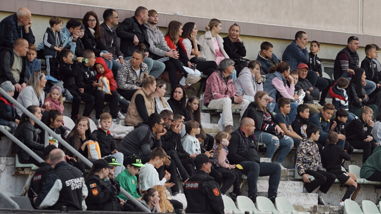 Unde mergem în weekend să privim fotbal 